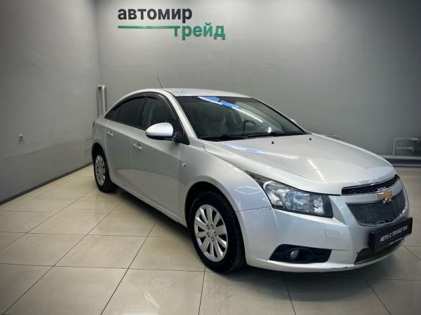 Chevrolet Cruze, I