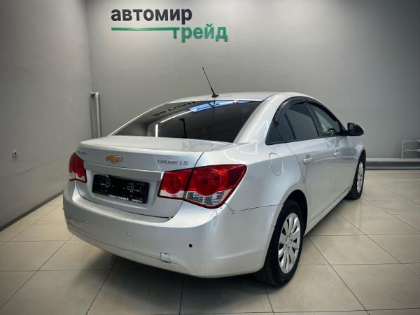 Chevrolet Cruze, I