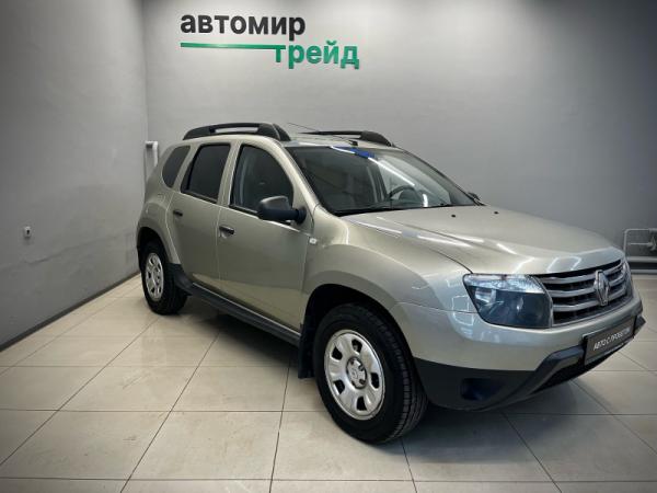 Renault Duster, I