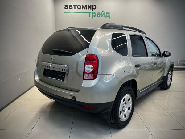 Renault Duster, I