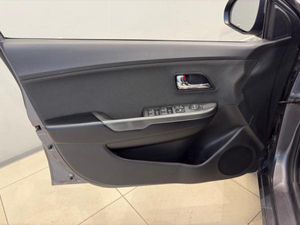 Kia Rio, III