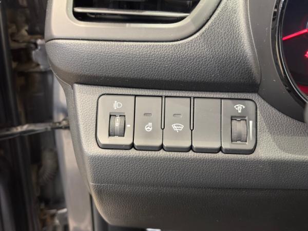 Kia Rio, III
