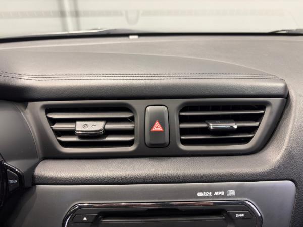 Kia Rio, III