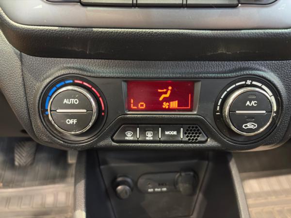 Kia Rio, III