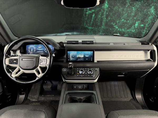 Land Rover Defender, II