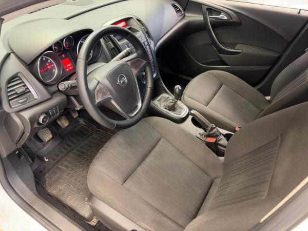 Opel Astra, J Рестайлинг