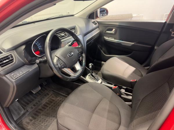 Kia Rio, III