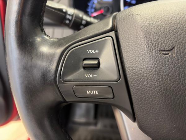 Kia Rio, III
