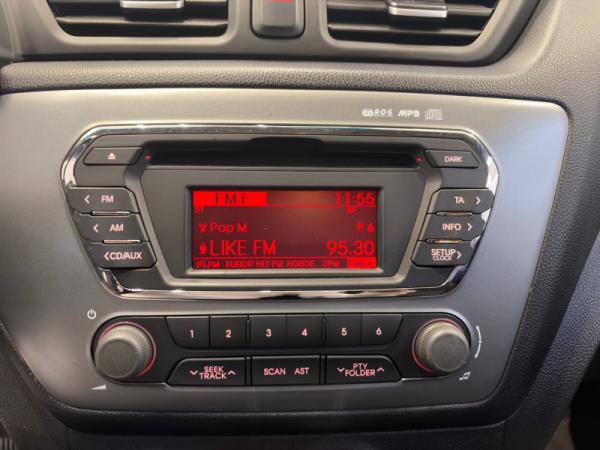 Kia Rio, III