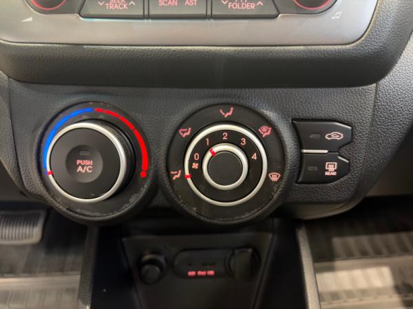 Kia Rio, III
