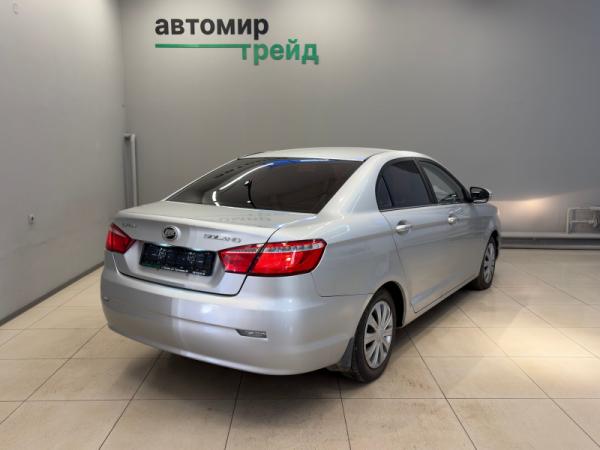 Lifan Solano, II