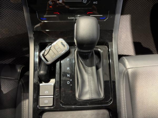Chery Tiggo 4 Pro, I