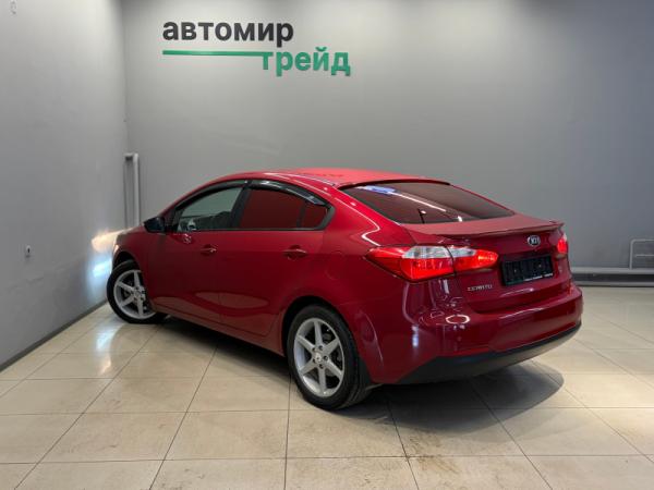 Kia Cerato, III