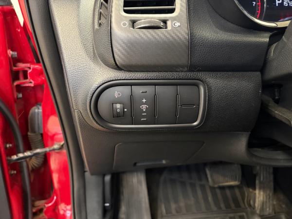 Kia Cerato, III