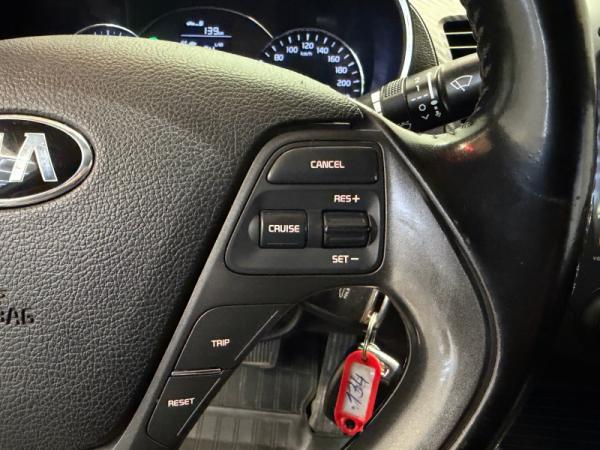 Kia Cerato, III