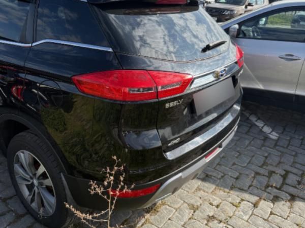 Geely Atlas, I