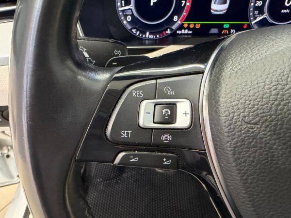 Volkswagen Passat, B8
