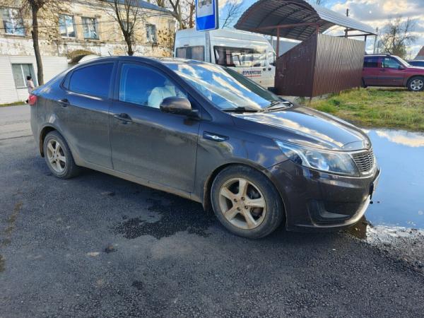 Kia Rio, III