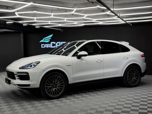 Porsche Cayenne, III