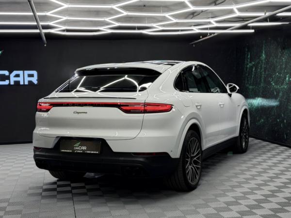 Porsche Cayenne, III