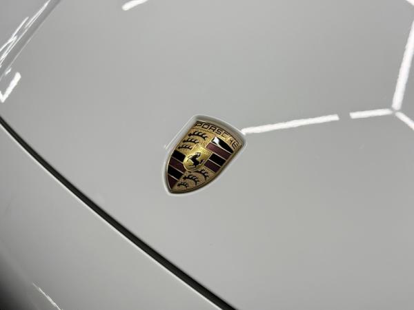 Porsche Cayenne, III