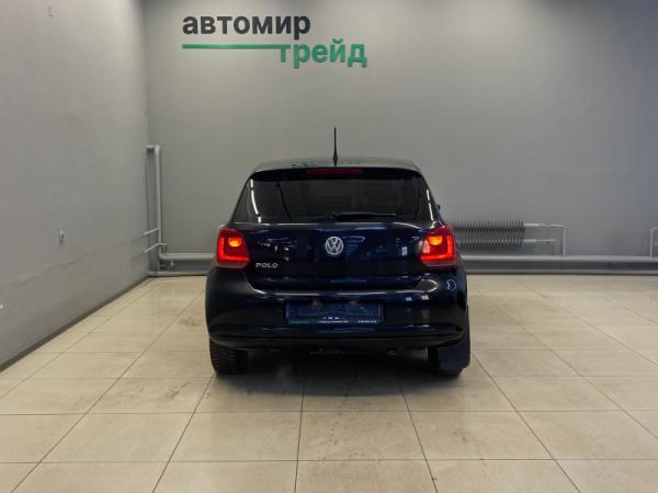 Volkswagen Polo, V
