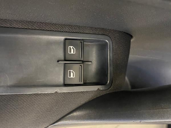 Volkswagen Polo, V