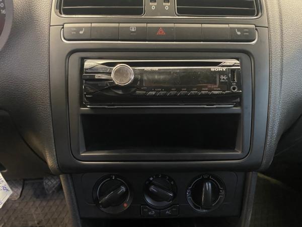 Volkswagen Polo, V