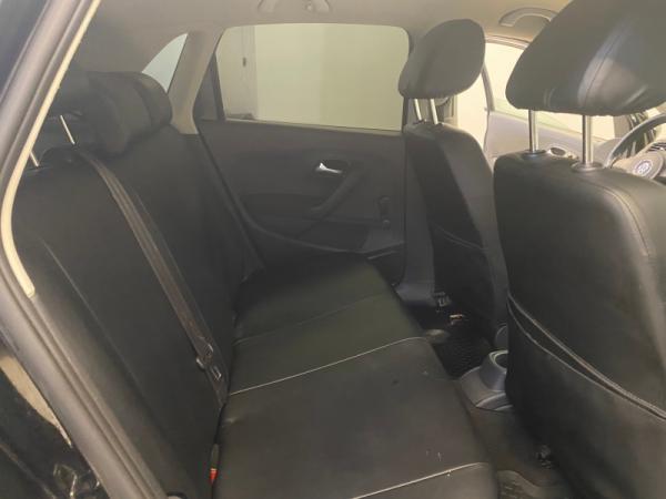 Volkswagen Polo, V