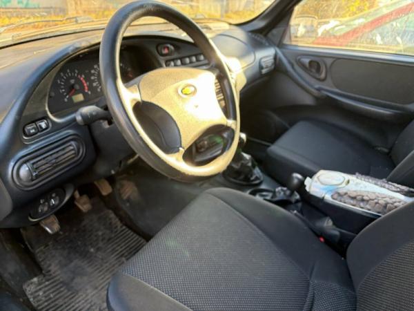 Chevrolet Niva, I