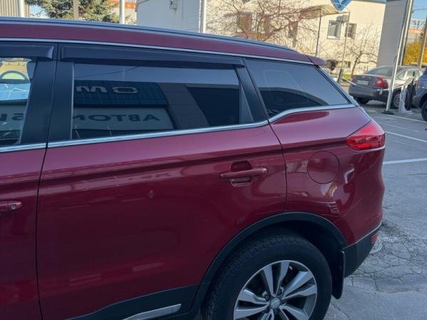 Geely Atlas, I