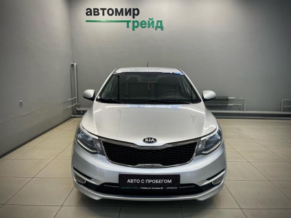 Kia Rio, III