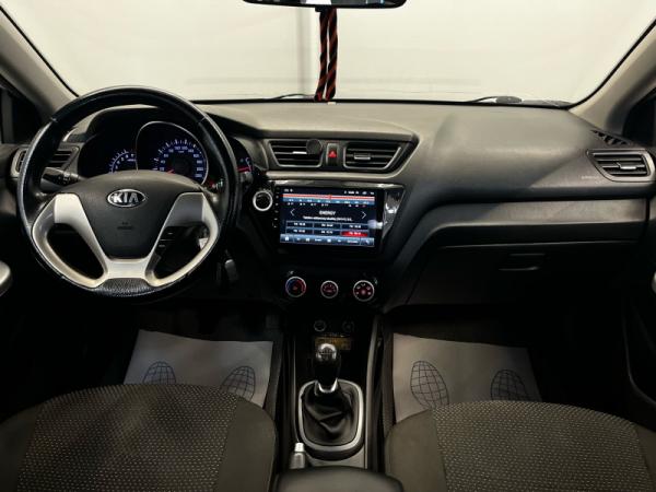 Kia Rio, III